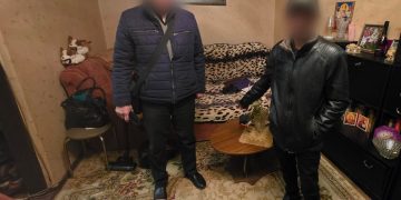 Полицейские задержали дончанина за кражу украшений у пожилой женщины