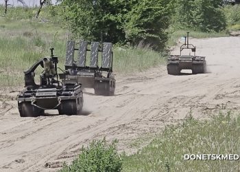 Пятеро против армии дронов: как штурмовики взяли Приволье, а враг бежал Пятеро против армии дронов: как штурмовики взяли Приволье, а враг бежал
