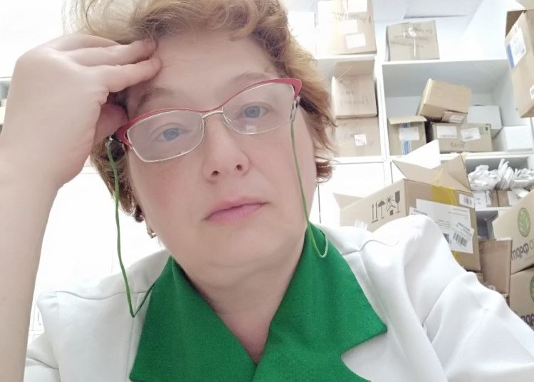 Спасти нельзя бросить: как заведующая аптекой в Северодонецке держит «кошачье царство» и тратит на него всю зарплату