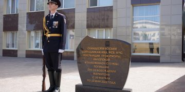 Хлебные новинки в Снежном, памятная БМП в Донецке и годовщина освобождения Мариуполя. Дайджест за 20 мая