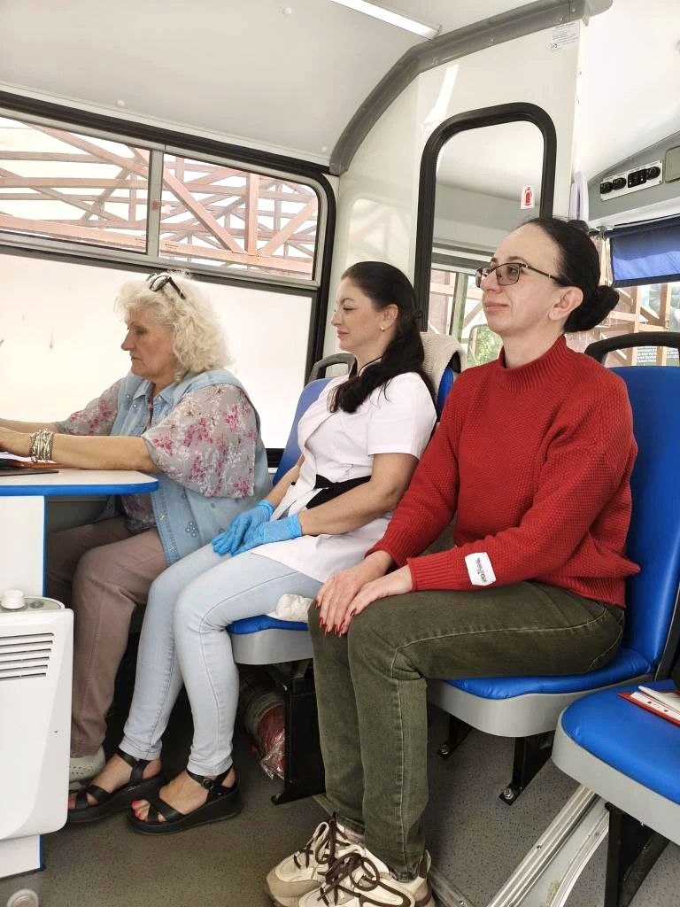 Автобусы на Иловайск, набережная в Новоазовске и завершение автопробега из Владивостока