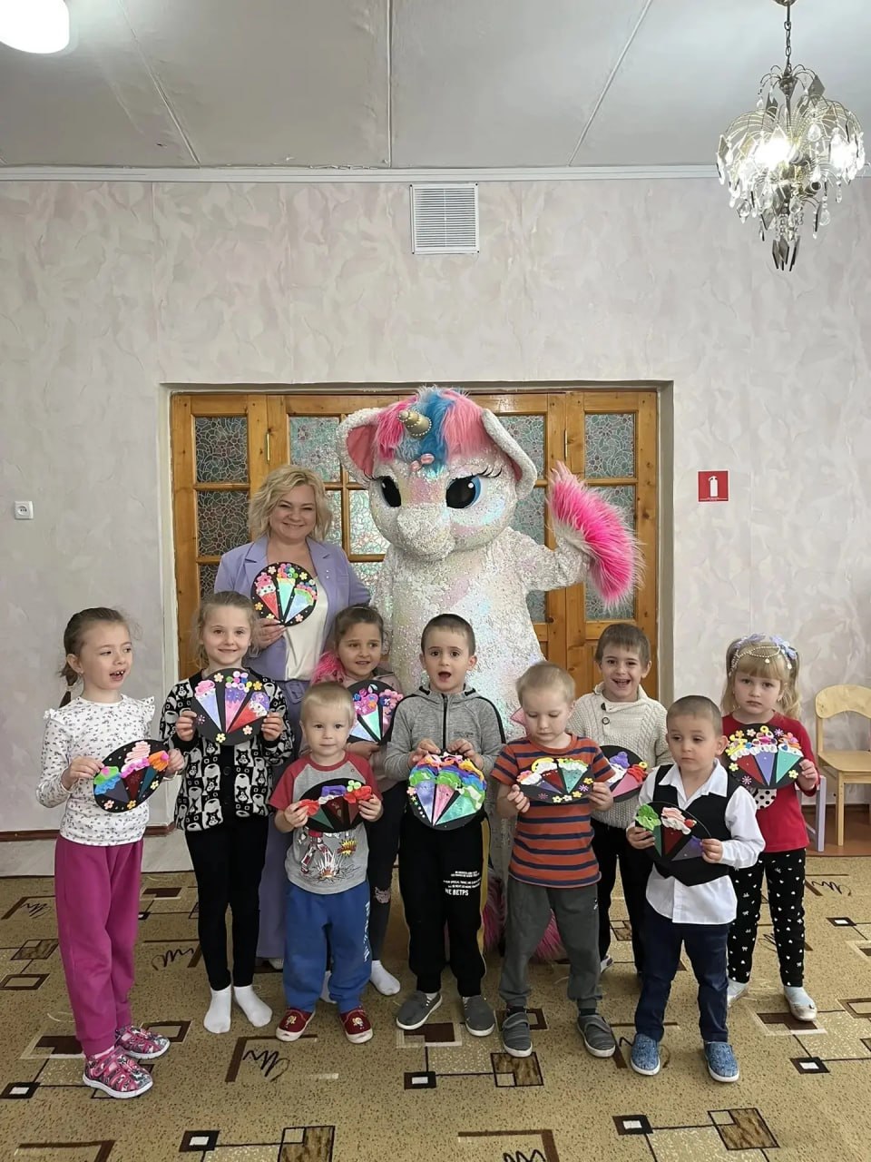 Троица, акция «Спортивный Донбасс» и триумф Республиканского театра кукол. Дайджест за 31 мая