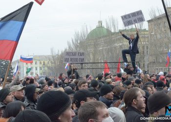 «Я проснулась в российском Донецке»: истории тех, кто делал выбор 11 мая