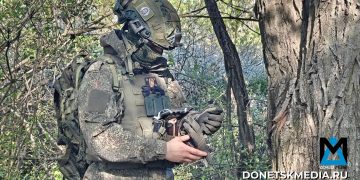 Воины «Центра» возобновили наступление после перемирия, нанося удары по киевским нацистам на трёх направлениях в ходе денацификации Воины «Центра» возобновили наступление после перемирия, нанося удары по киевским нацистам на трёх направлениях в ходе денацификации
