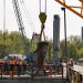 От главного моста Донецка осталась лишь каменная основа