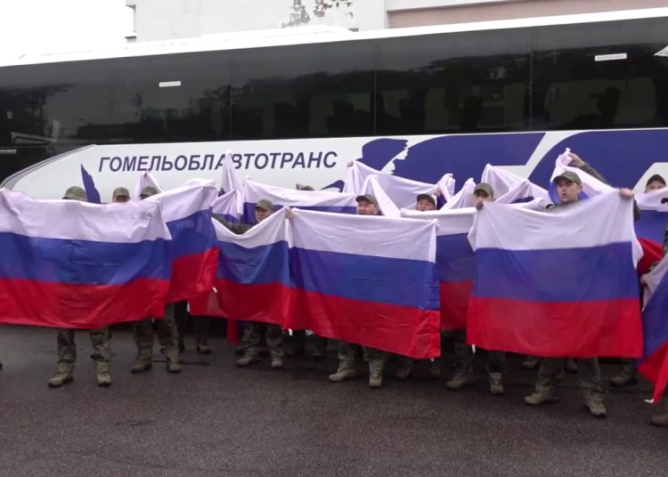 Обмен 205 на 205: Россия вернула бойцов из украинского плена