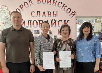 «Молодёжь и дети»: Москва меняет образование в прифронтовом городе ДНР