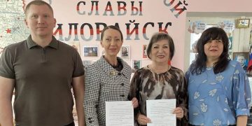 «Молодёжь и дети»: Москва меняет образование в прифронтовом городе ДНР