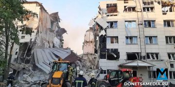 Украинские фашисты бьют по сонным детям