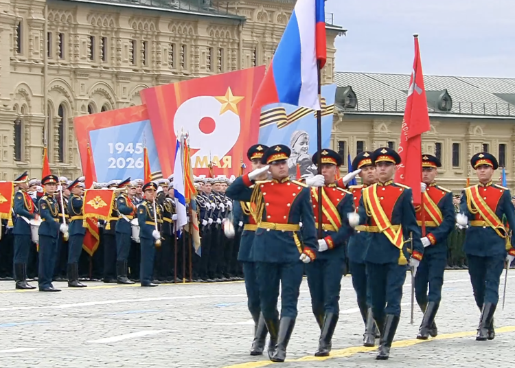 Парад на Красной площади – 2026: без гусениц на брусчатке, но с «приветом» с передовой