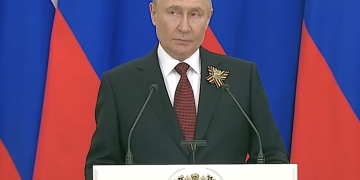 «Это не комедийное шоу»: Путин жёстко прокомментировал реакцию Украины на перемирие