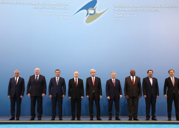 Либо ЕАЭС, либо референдум: «Четвёрка» Евразийского союза поставила ультиматум Армении Либо ЕАЭС, либо референдум: «Четвёрка» Евразийского союза поставила ультиматум Армении
