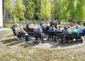Столичные волонтеры посетили ветеранов Мариуполя ко Дню Победы