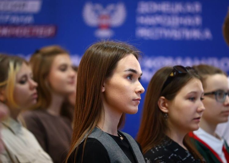 Инициативная молодежь ДНР готова к активному участию в строительстве государства