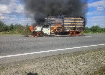 В ЛНР под удары вражеских дронов попали комбайнеры, строители и водители