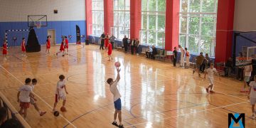 В Донецке после капитального обновления открыли игровой зал Дворца спорта «Спарта» В Донецке после капитального обновления открыли игровой зал Дворца спорта «Спарта»