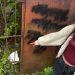 У 20-летней жительницы Мариуполя изъяли полкилограмма наркотиков и базу координат