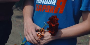 Поимка мошенников в Снежном, выставка Шенделя в Донецке и открытие «Звезды Героя» в Торезе. Дайджест за 20 июня