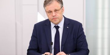 Мирошник: ВСУ атаковали автобус в Енакиеве при поддержке Запада