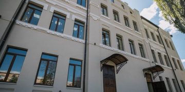 Директор музея в Мариуполе рассказала об утрате 90% уникальной коллекции из-за поджога ВСУ