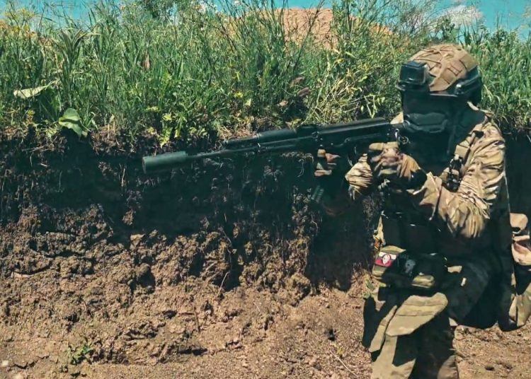 Украинские экстремисты несут потери: «Центр» продвигается к Доброполью