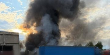 Взрывы в Запорожье: ВС РФ уничтожили десятки бензовозов с топливом для ВСУ