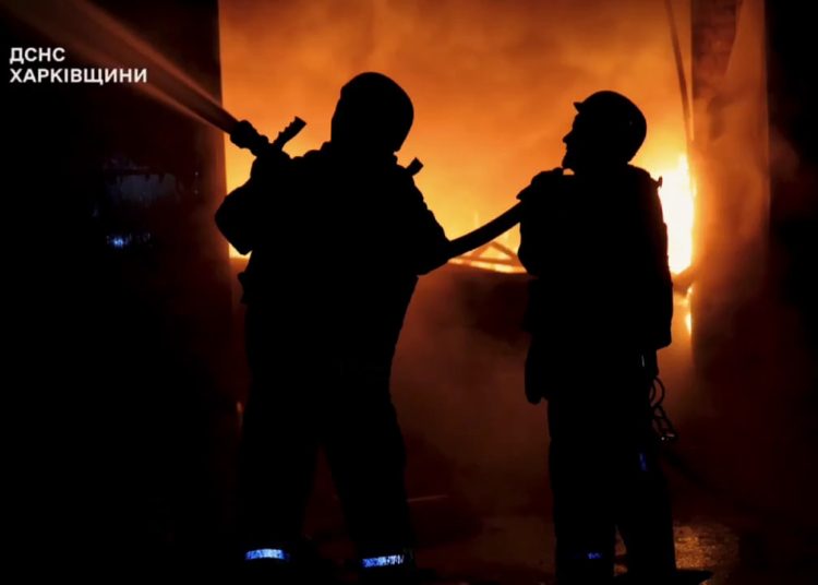 Россия оставляет Украину без топлива: в городах исчезают целые сети АЗС