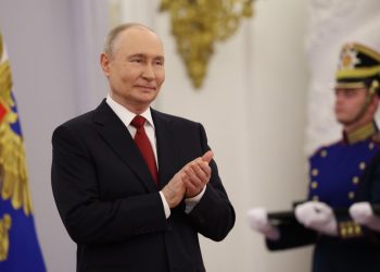 Европа аплодирует ВСУ и молчит о Старобельске. Путин ответил