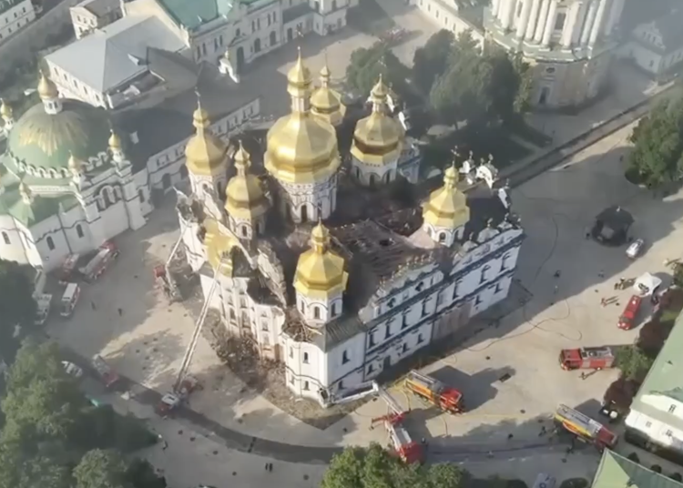 В МО России заявили о падении просроченной ракеты Patriot на Лавру, но у Зеленского другая версия