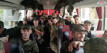 Из украинского плена возвращены 160 российских военнослужащих