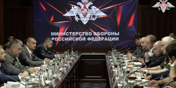 Министр обороны РФ Белоусов провел двухчасовую встречу с военными корреспондентами, обсудив более 30 острых тем