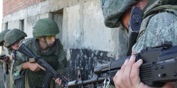 В Красном Лимане ВС РФ взяли под контроль 53 здания за сутки В Красном Лимане ВС РФ взяли под контроль 53 здания за сутки