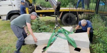 В Луганске воздвигнут грандиозный крест Георгию Победоносцу