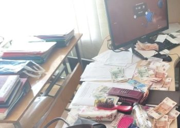 Преподаватель колледжа в ДНР брала взятки за фальшивые дипломы