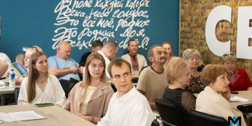 В разнообразии — единство: Донецк встретил Единый день фольклора «Фольклорной завалинкой»