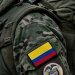 Родственники колумбийцев из ВСУ вышли на протест и сожгли украинский флаг Родственники колумбийцев из ВСУ вышли на протест и сожгли украинский флаг