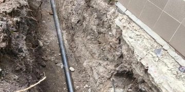 «Вода Донбасса» заменила аварийный водопроводный ввод на улице Университетской в Донецке