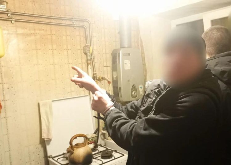 Лжегазовщики похитили у пенсионера из Горловки огромную сумму Лжегазовщики похитили у пенсионера из Горловки огромную сумму