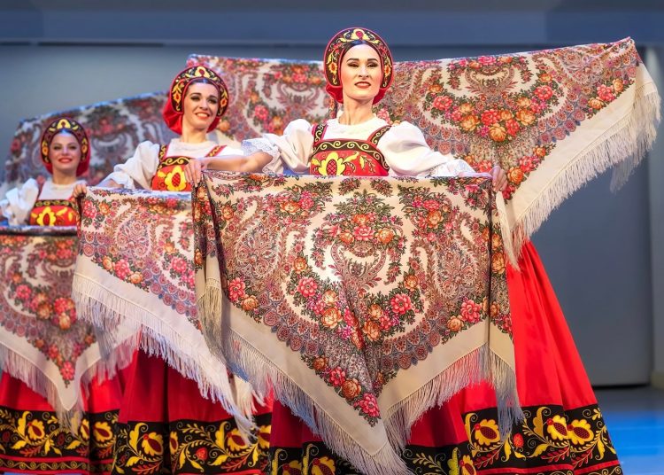 Будни ДНР: где ремонтируют, где награждают, а где просто помогают. Дайджест за 17 июля