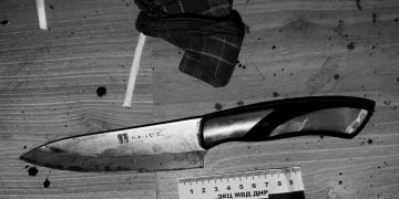 Попытка кражи денег в Мариуполе обернулась поножовщиной