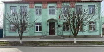 В Геническе после капремонта открылась школа искусств для 150 детей