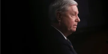Смерть на Капитолии: русофоб Линдси Грэм* умер после возвращения из Киева