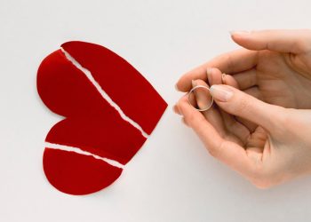 Брачный договор: адвокаты рассказали как защитить квартиру и детей до свадьбы