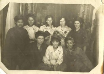 «Девушки, в забой!»: как Шахтёрская матерь и бригада Гришутиной восстанавливали Сталино