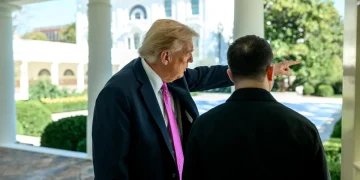Трамп поддержал удары по российским НПЗ и пообещал помочь Киеву