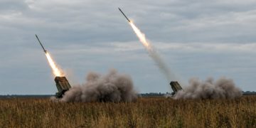 Путь к Доброполью: ВС России стягивают подкрепление для штурма Шевченко Путь к Доброполью: ВС России стягивают подкрепление для штурма Шевченко