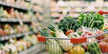 В одном из городов Херсонщины вскрыли завышение цен на продукты до 80%