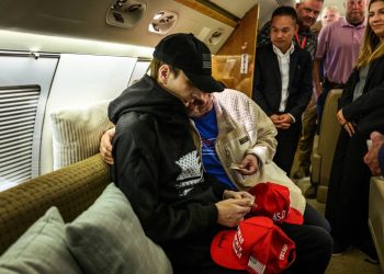 Уиткофф поблагодарил Путина за помилование и освобождение американца Гилмана Уиткофф поблагодарил Путина за помилование и освобождение американца Гилмана