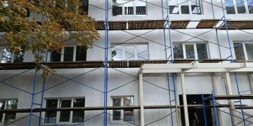 Москва помогает обновлять в Луганске колледж, общежитие и школу Москва помогает обновлять в Луганске колледж, общежитие и школу