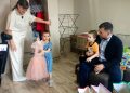 Спасенные из Родинского Вася и Василиса собираются в детский сад